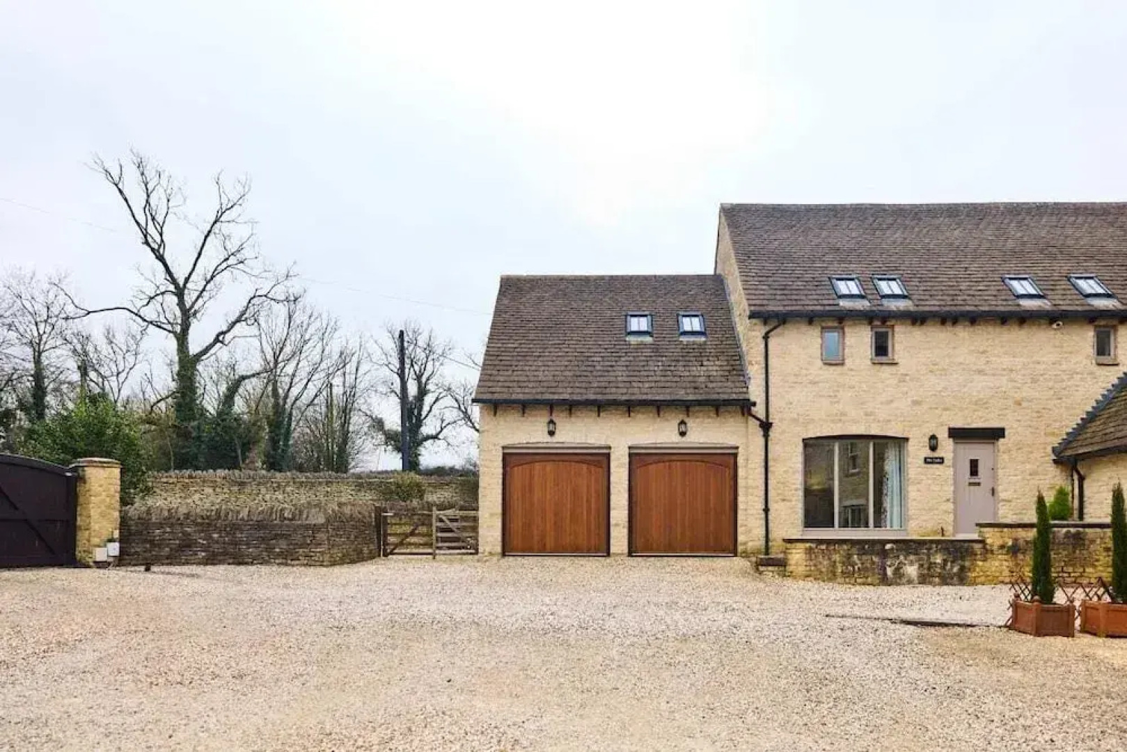 The Bourton-on-the-water Place - Lovely 5bdr House With Parking + Garden