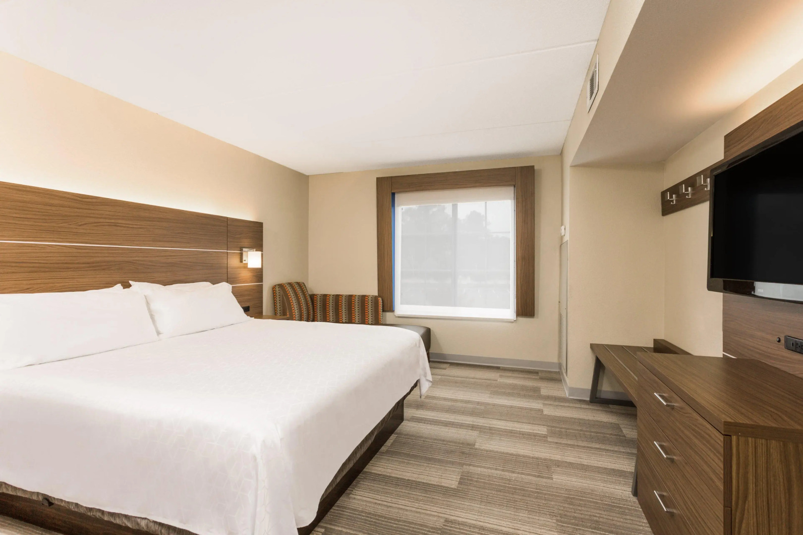 Holiday Inn Express and Suites - Petersburg - Fort Lee by IHG