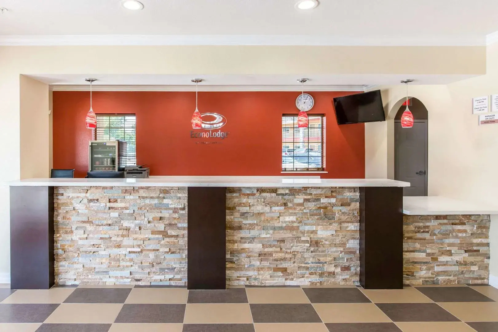 Scottish Inns & Suites