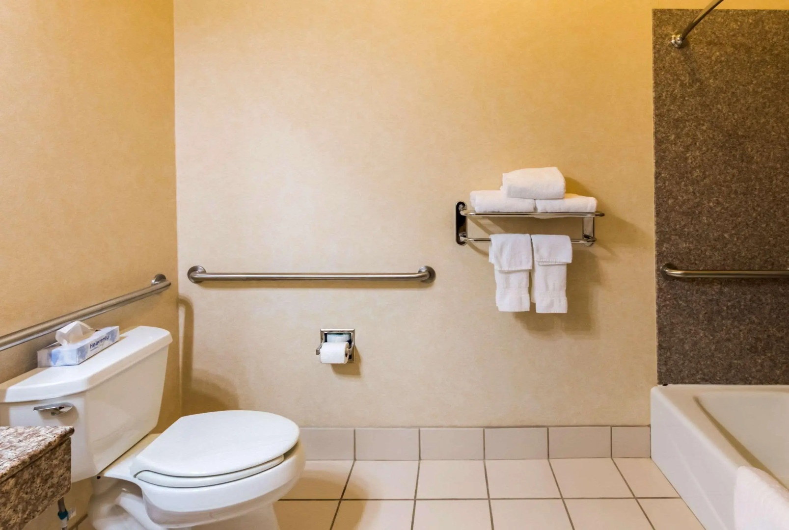 Baymont Inn & Suites by Wyndham Glen Rose