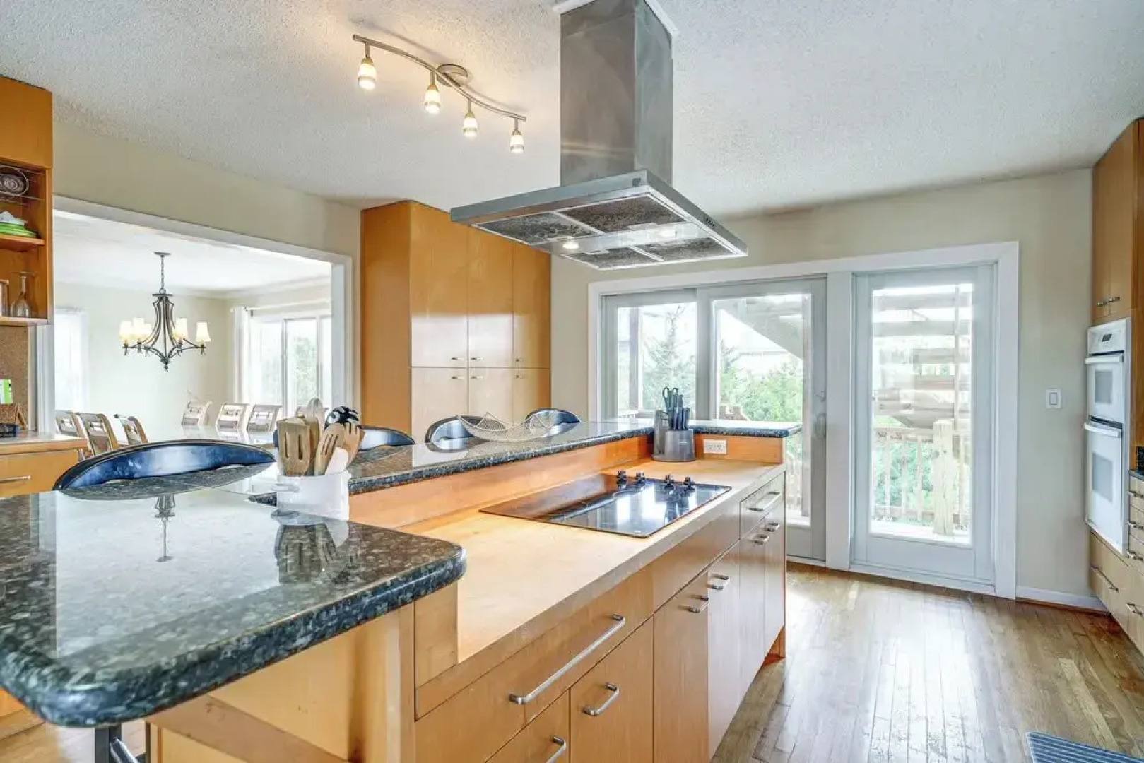 Rooftop Deck & Hot Tub: Outer Banks Family Getaway