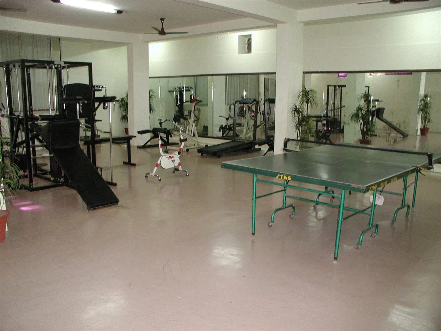 Velan Hotel Greenfields