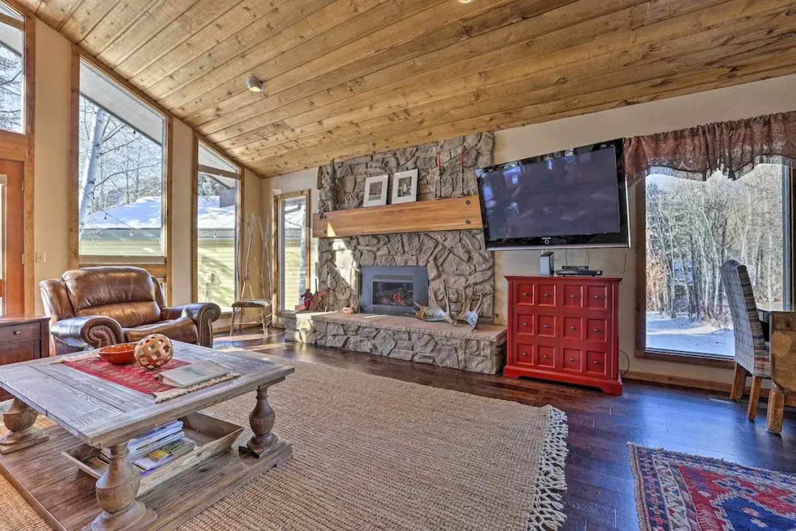 Serene Ski Retreat - 3 Miles to Sun Valley Resort!