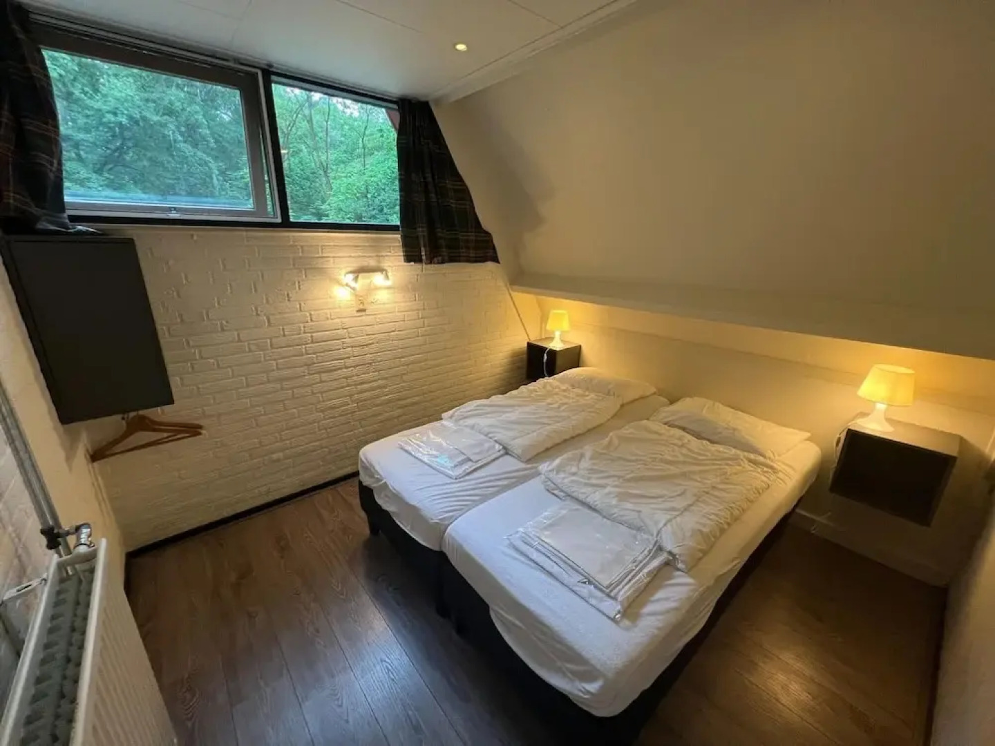 Charming Holiday Home With Wifi