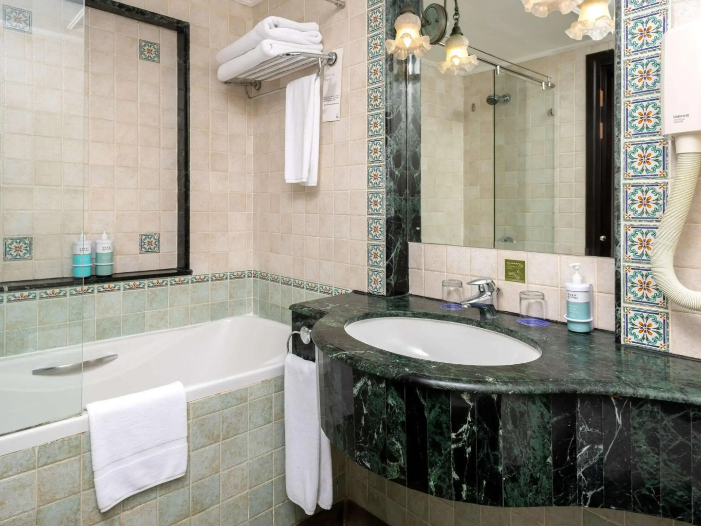 Novotel Bahrain Al Dana Resort