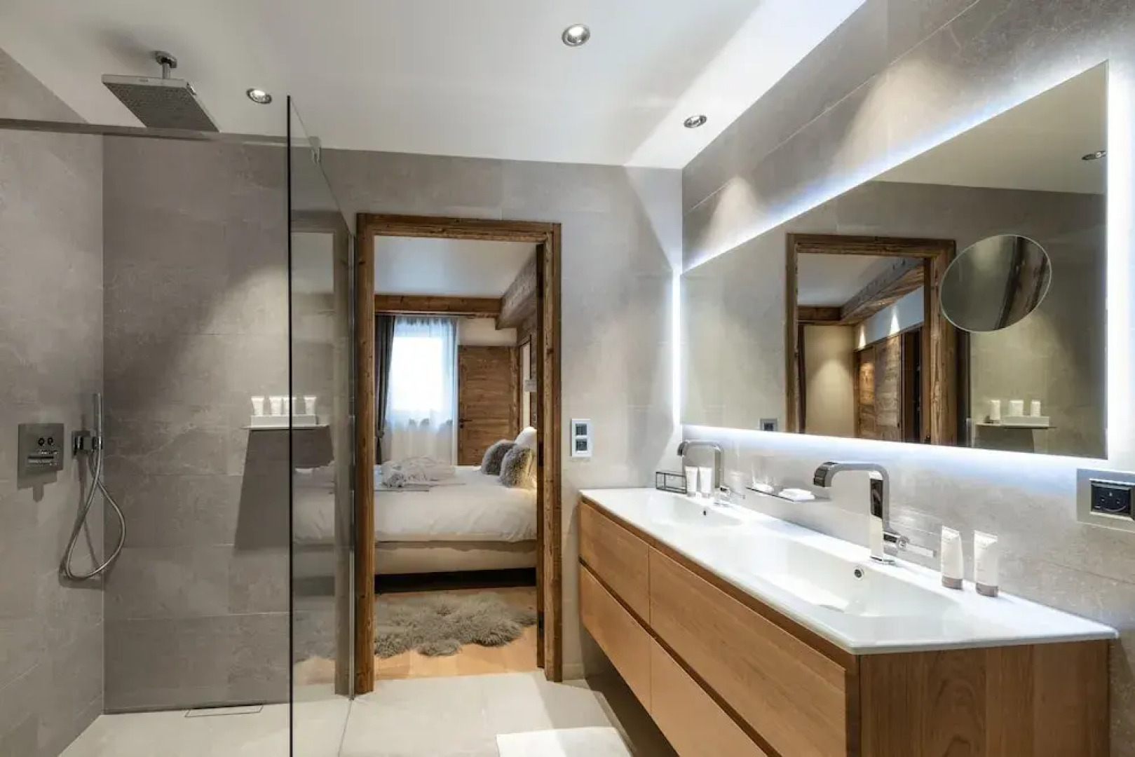 Alaska Lodge by Alpine resorts