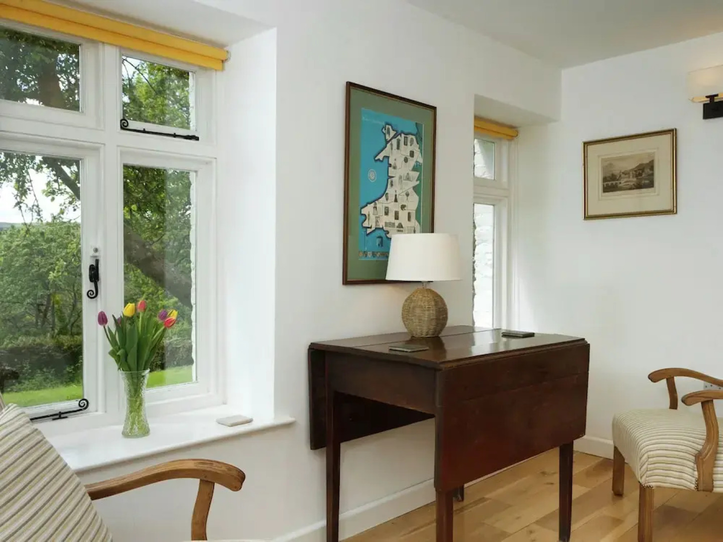 Modern Holiday Home in the Hills of Rhandirmwyn Valley, Nearby the Coast