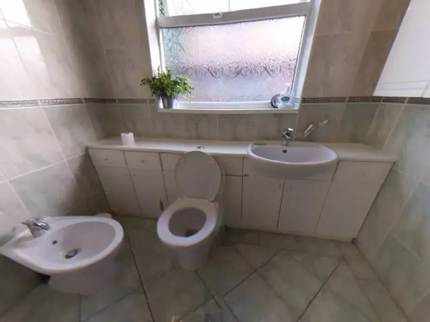 Jaylets Budget Leicester