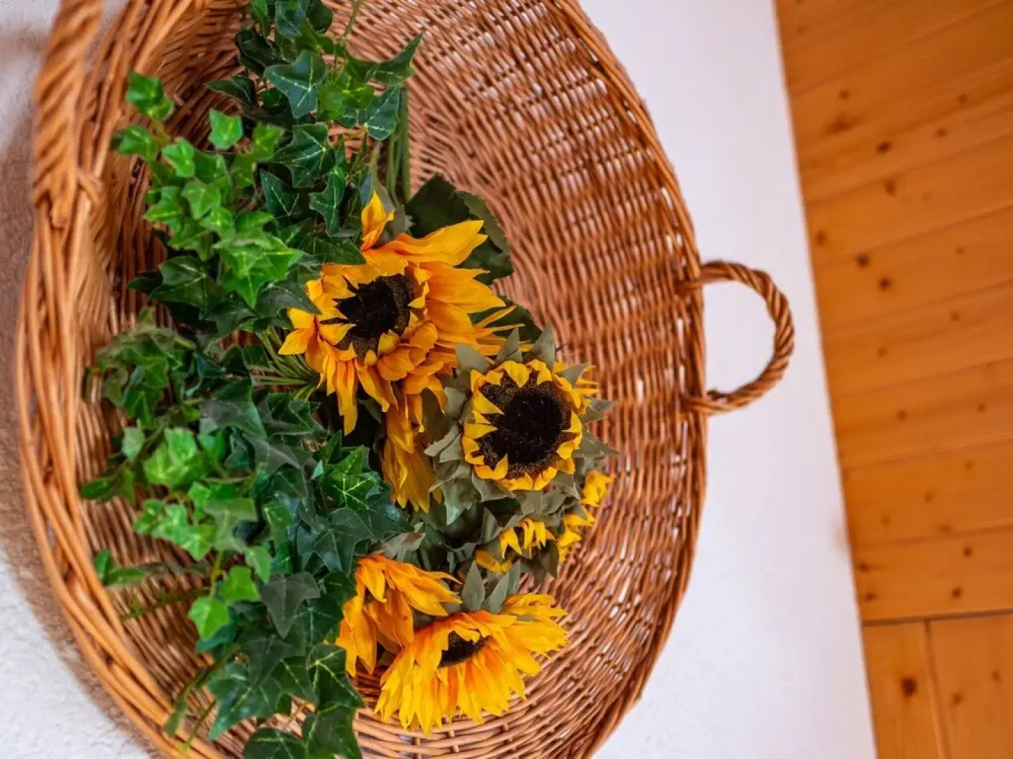 This Chalet is in an Attractive Position in the Car-free Village of Rosswald