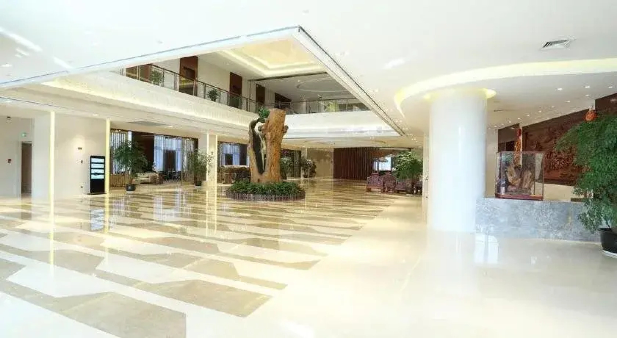 America's Best Rixin International Hotel