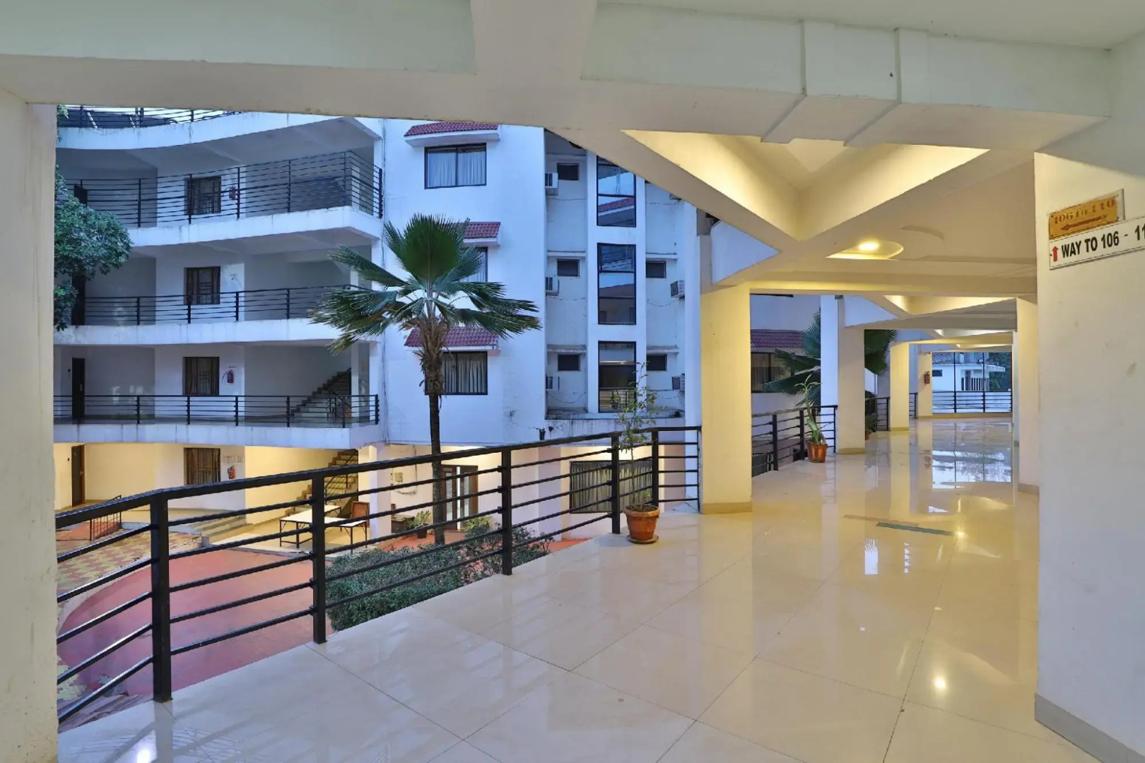 Palette - Golden Pond