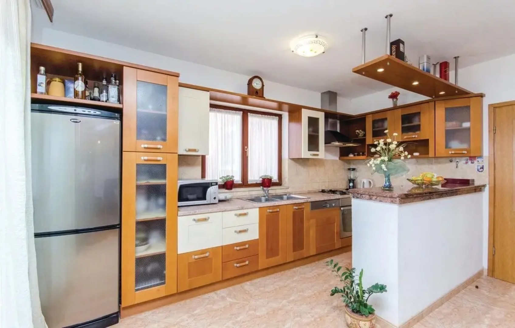 Awesome Home in Solin with WiFi, 8 Bedrooms & Hot Tub