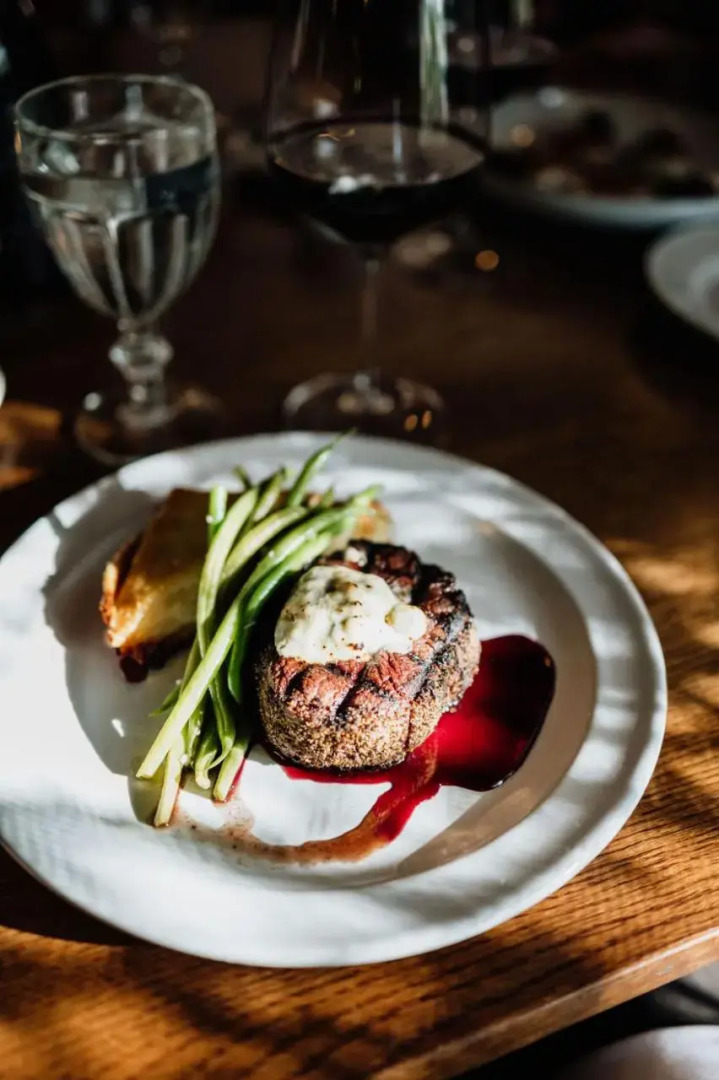 Chico Hot Springs Resort & Day Spa