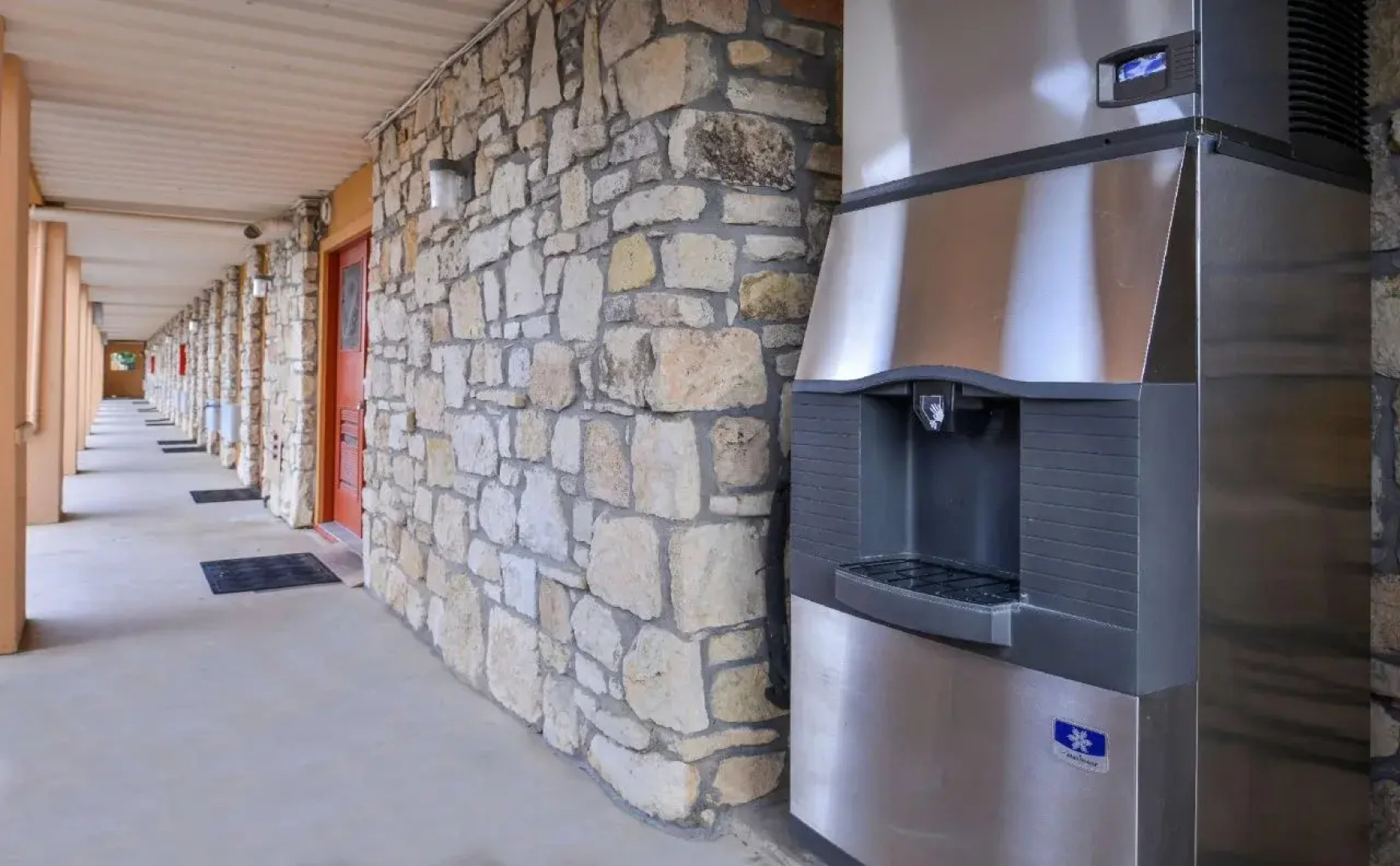 Americas Best Value Inn Buda Austin S