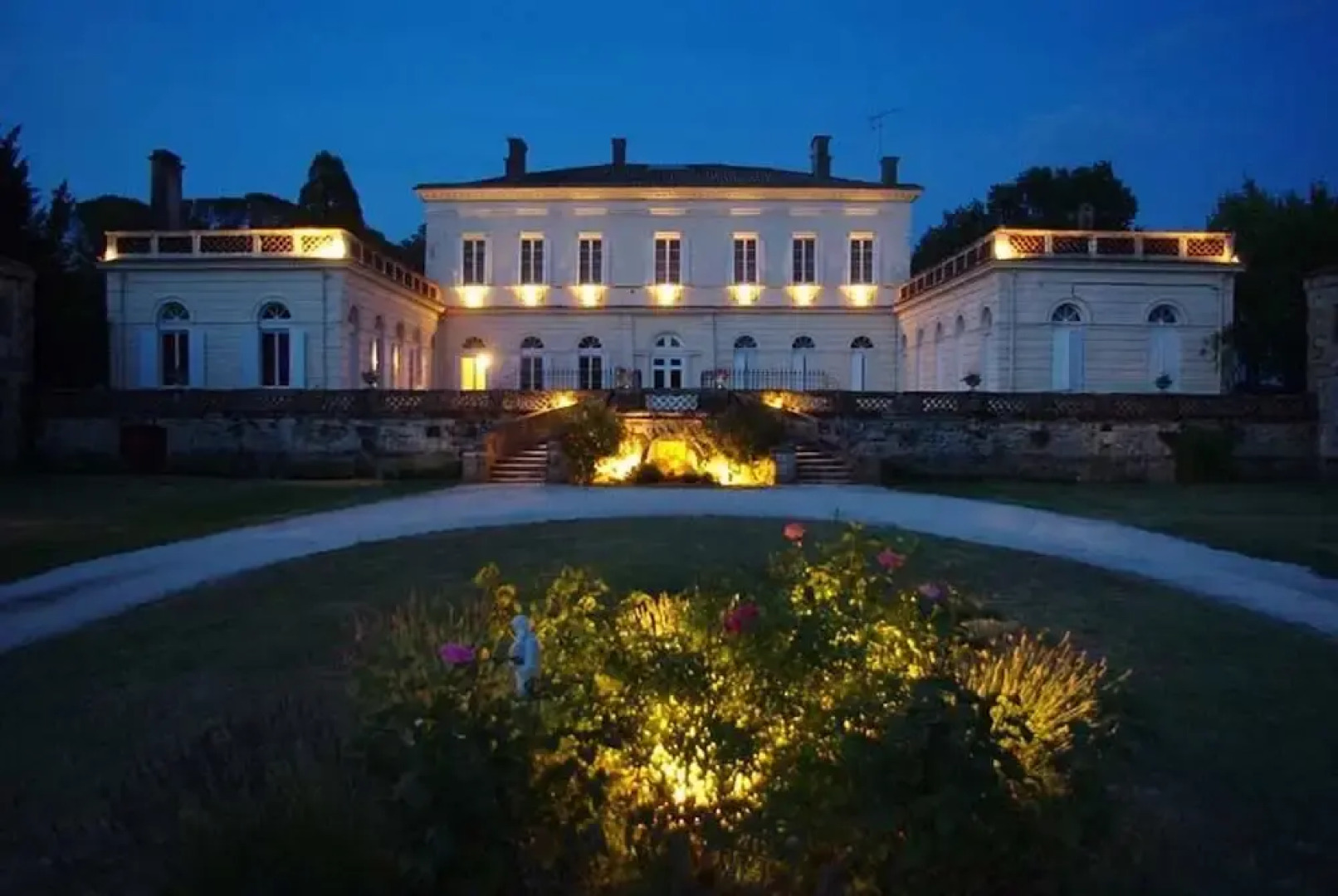 Mansion With 5 Bedrooms in Tombebœuf, With Enclosed Garden and Wifi