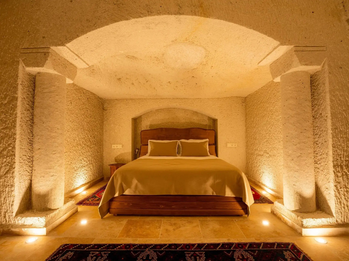 Tulip Cave Suites
