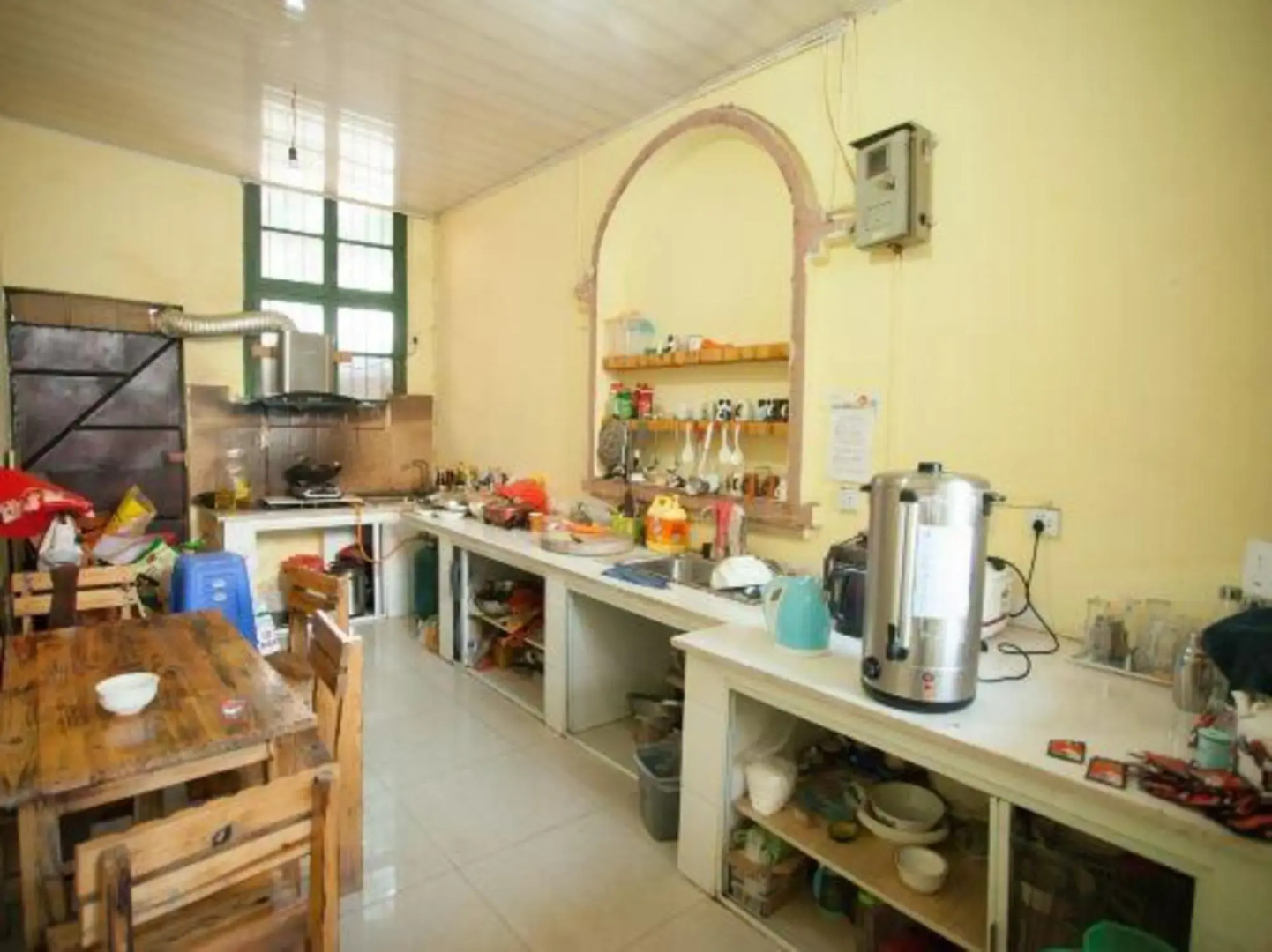 Nilv Flower Time International Youth Hostel