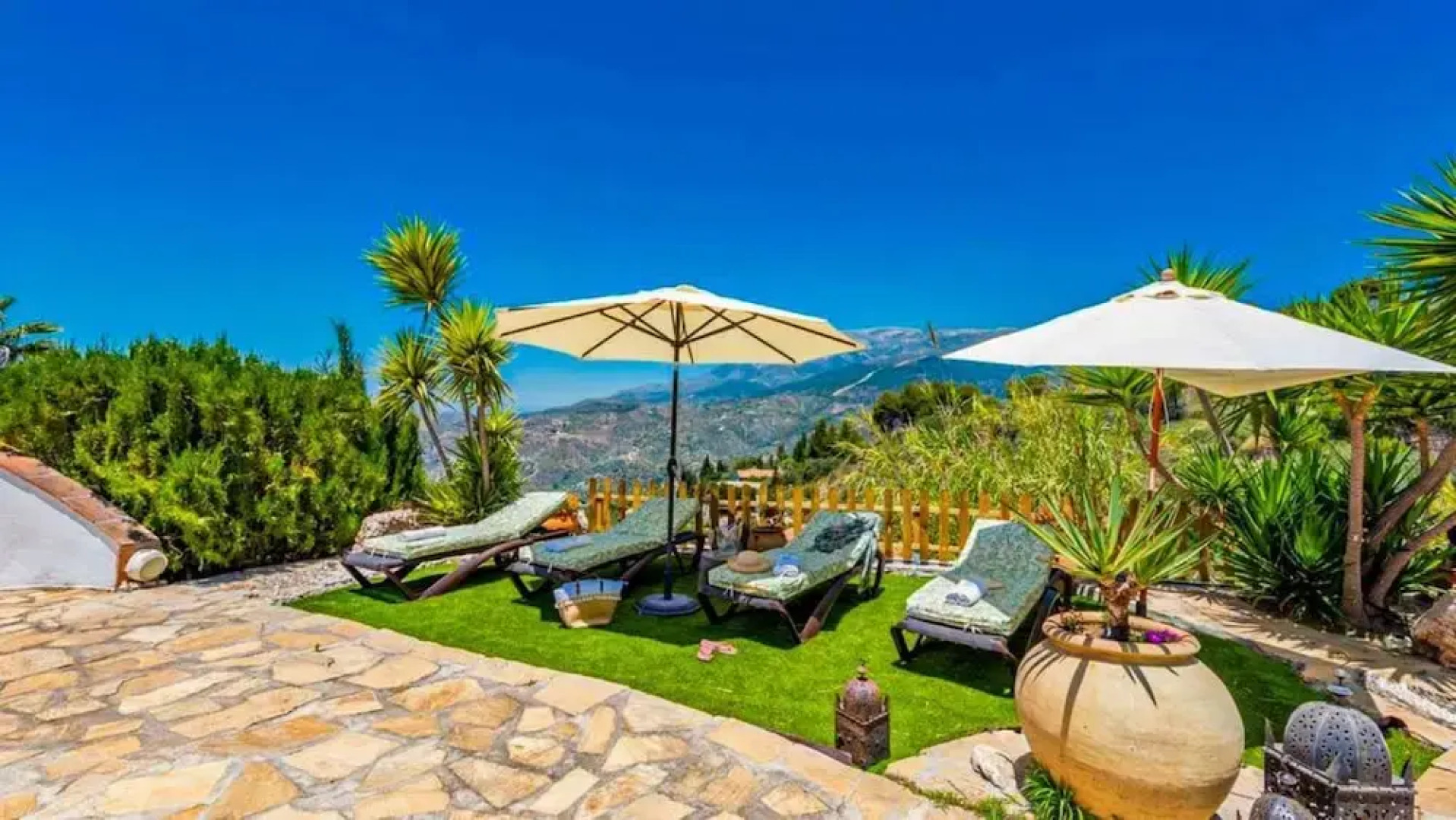 Casa Rural Cómpeta Piscina Barbacoa y Vista