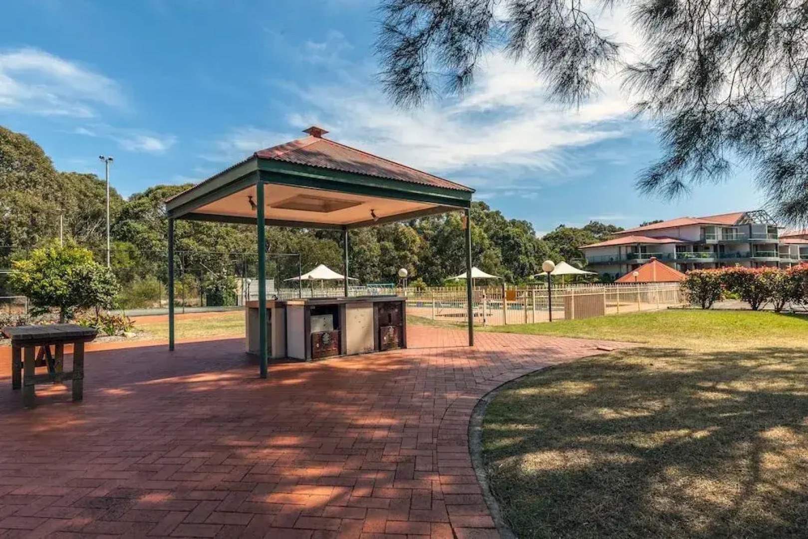 Condo 105 at Horizons Golf Resort - Salamander Bay NSW