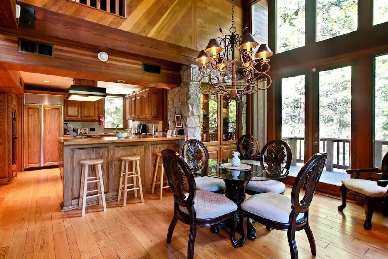 Yosemite Scenic Wonders - Fish Camp Area