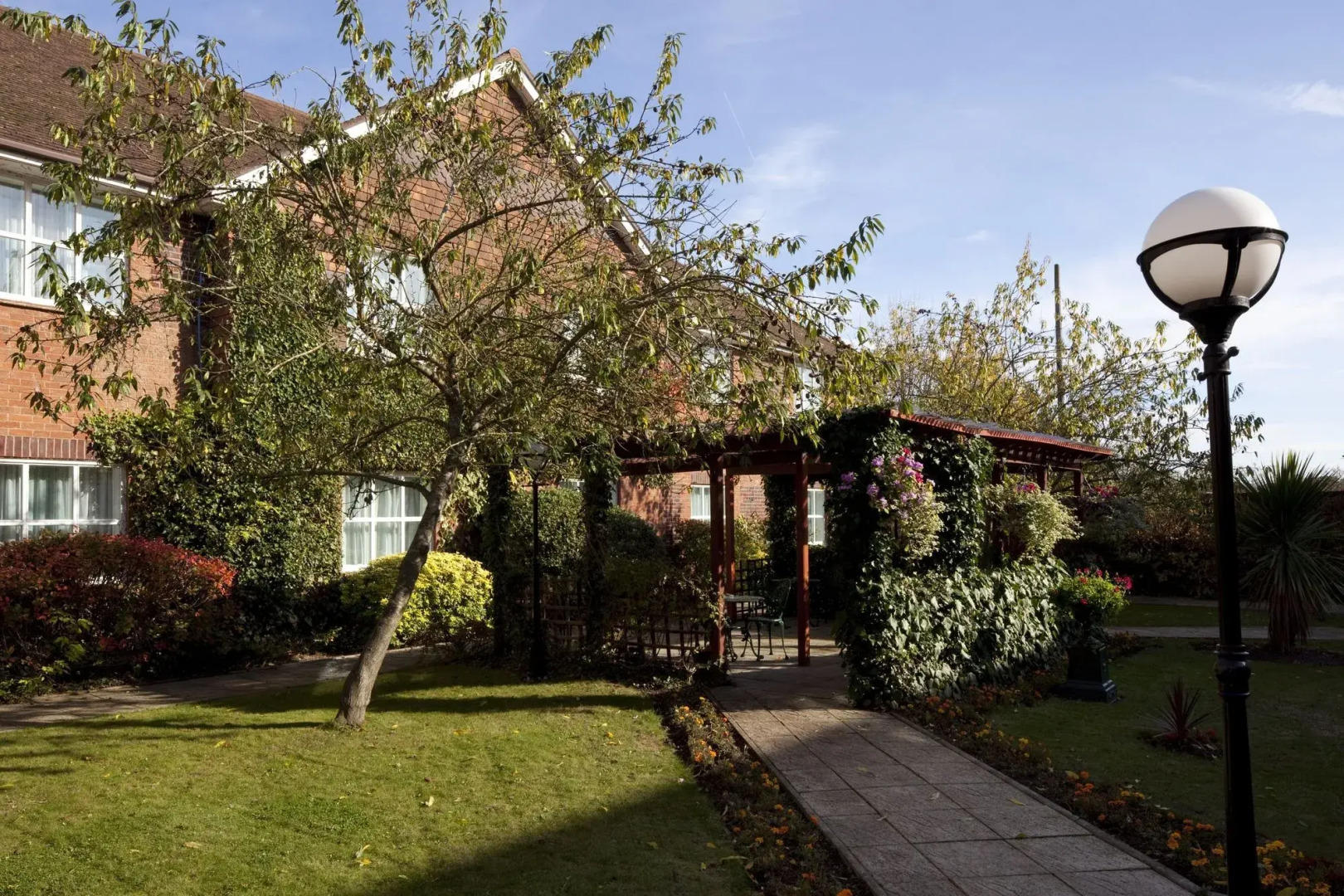 Holiday Inn Reading West by IHG