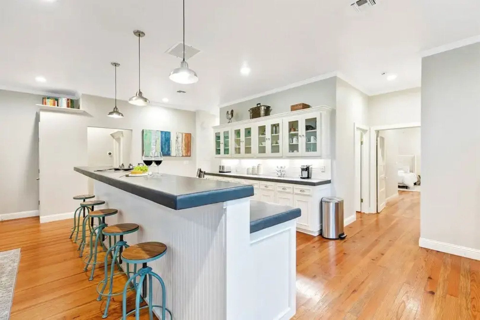 Heart of Fredericksburg w/Pool,Hot-Tub&Grill