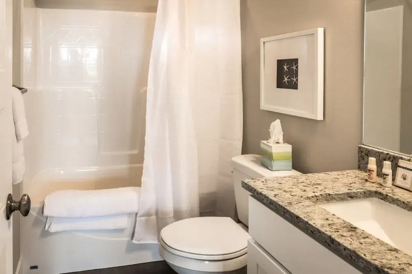 Outlook Condos at Oyhut Bay Resort