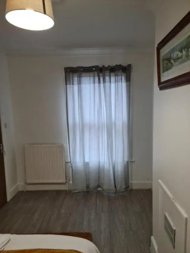 Fields Home a Stunning 3 Bedroom-Sleeps 5