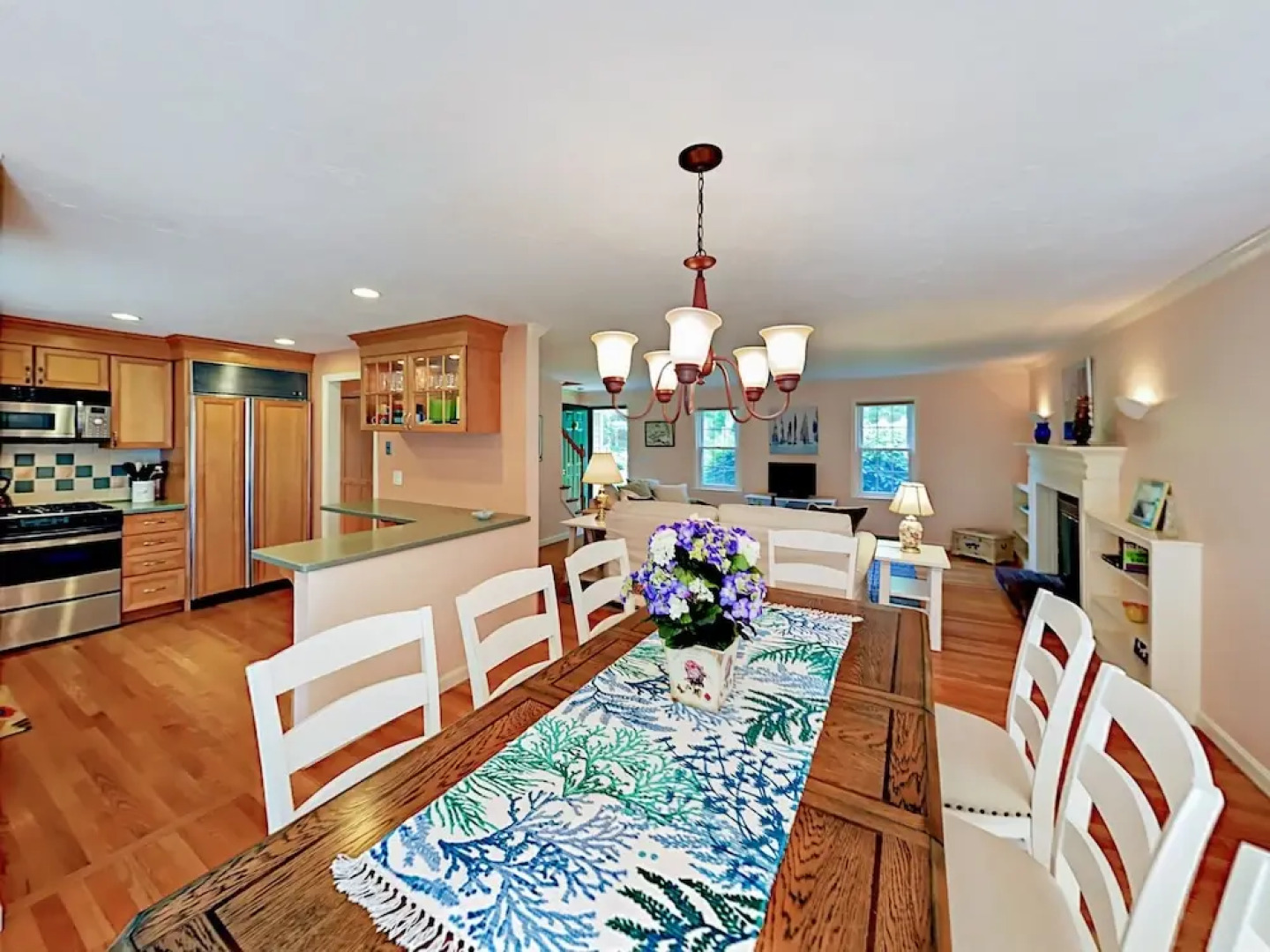 Countryside Home 4 Bedrooms 2 Bathrooms Home