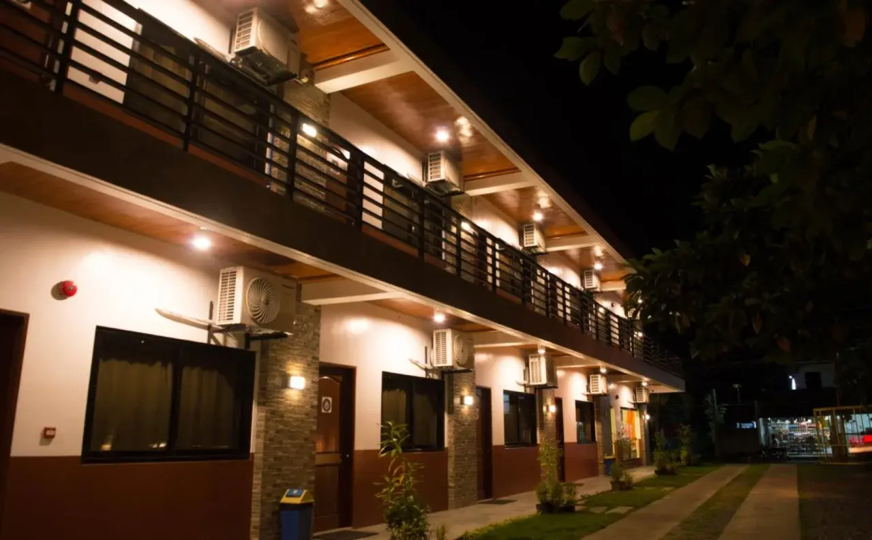 Dreamland Residences Hotel