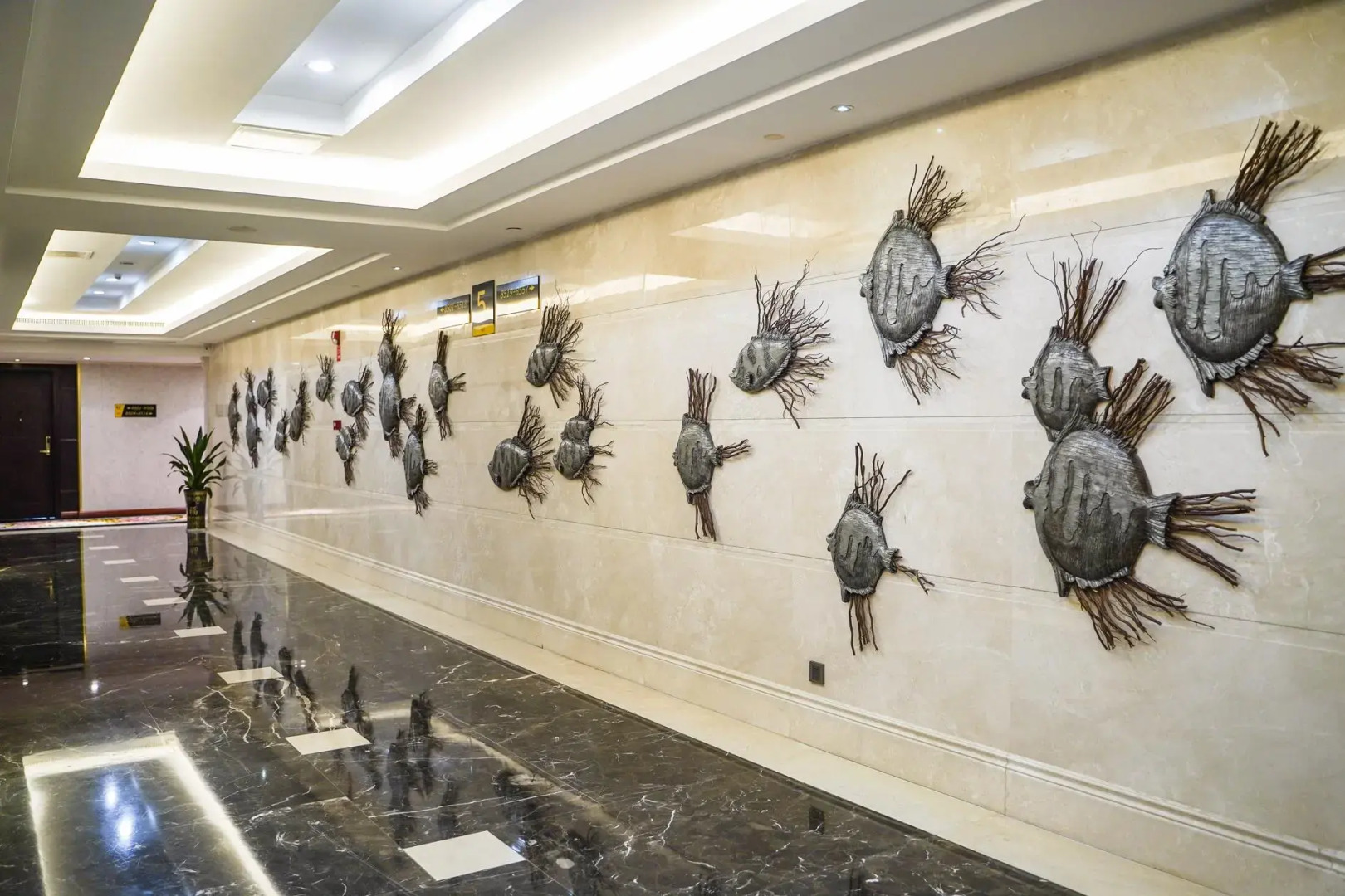 Manhatton Hotel Beihai