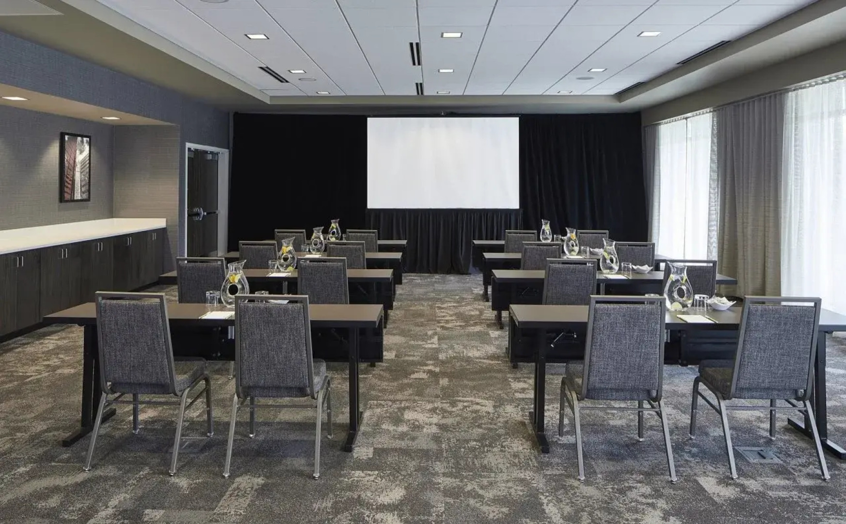 Courtyard by Marriott Minneapolis West