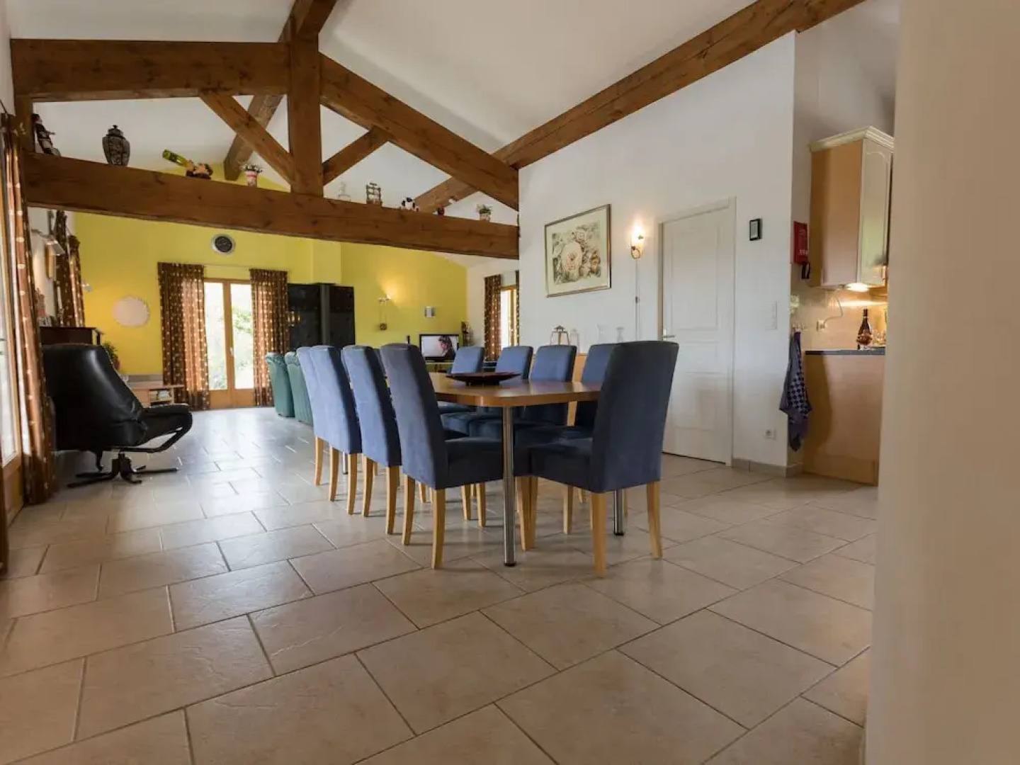 Lively Villa in Félines-minervois With Pool