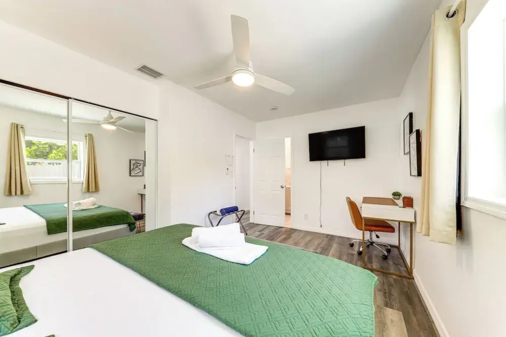 4 Mi to Beach: Home w/ Patio in Fort Lauderdale!