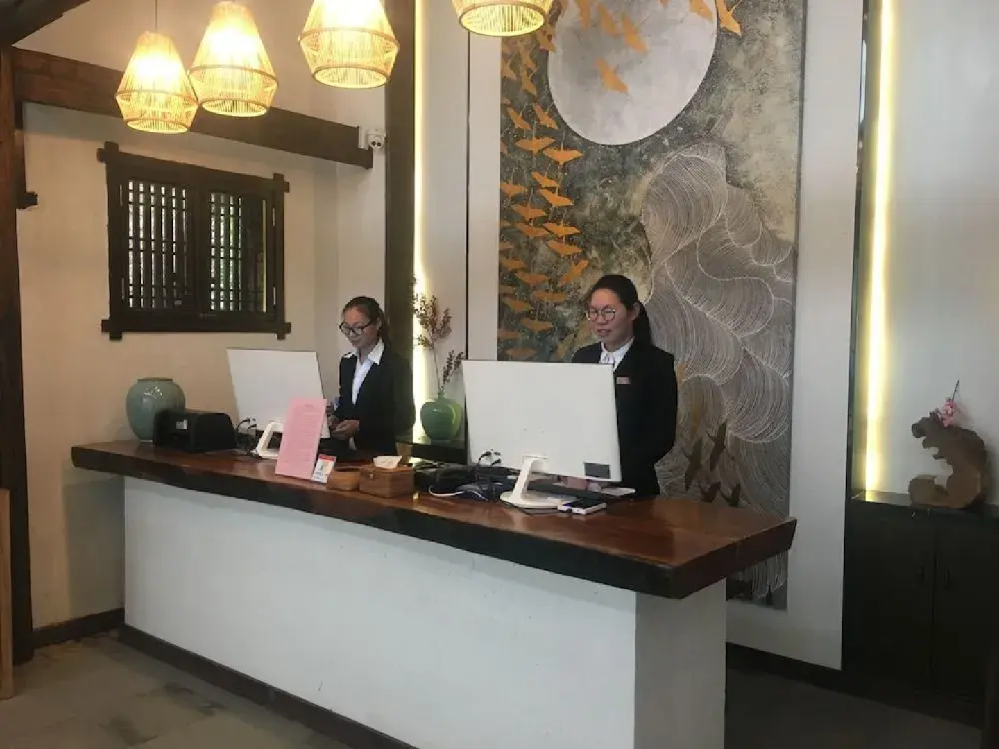 Xiananshan Village Hotel