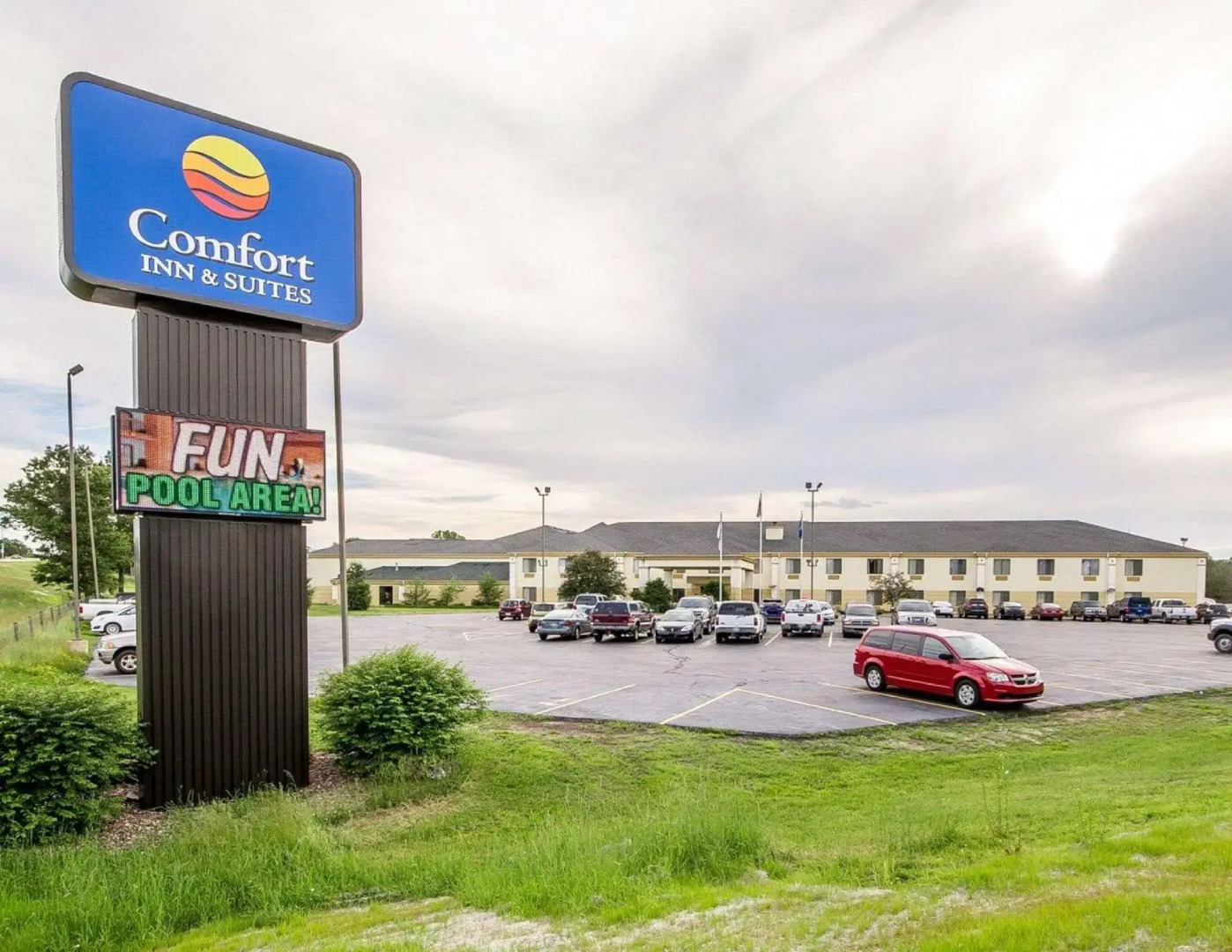 Comfort Inn & Suites Black River Falls I-94