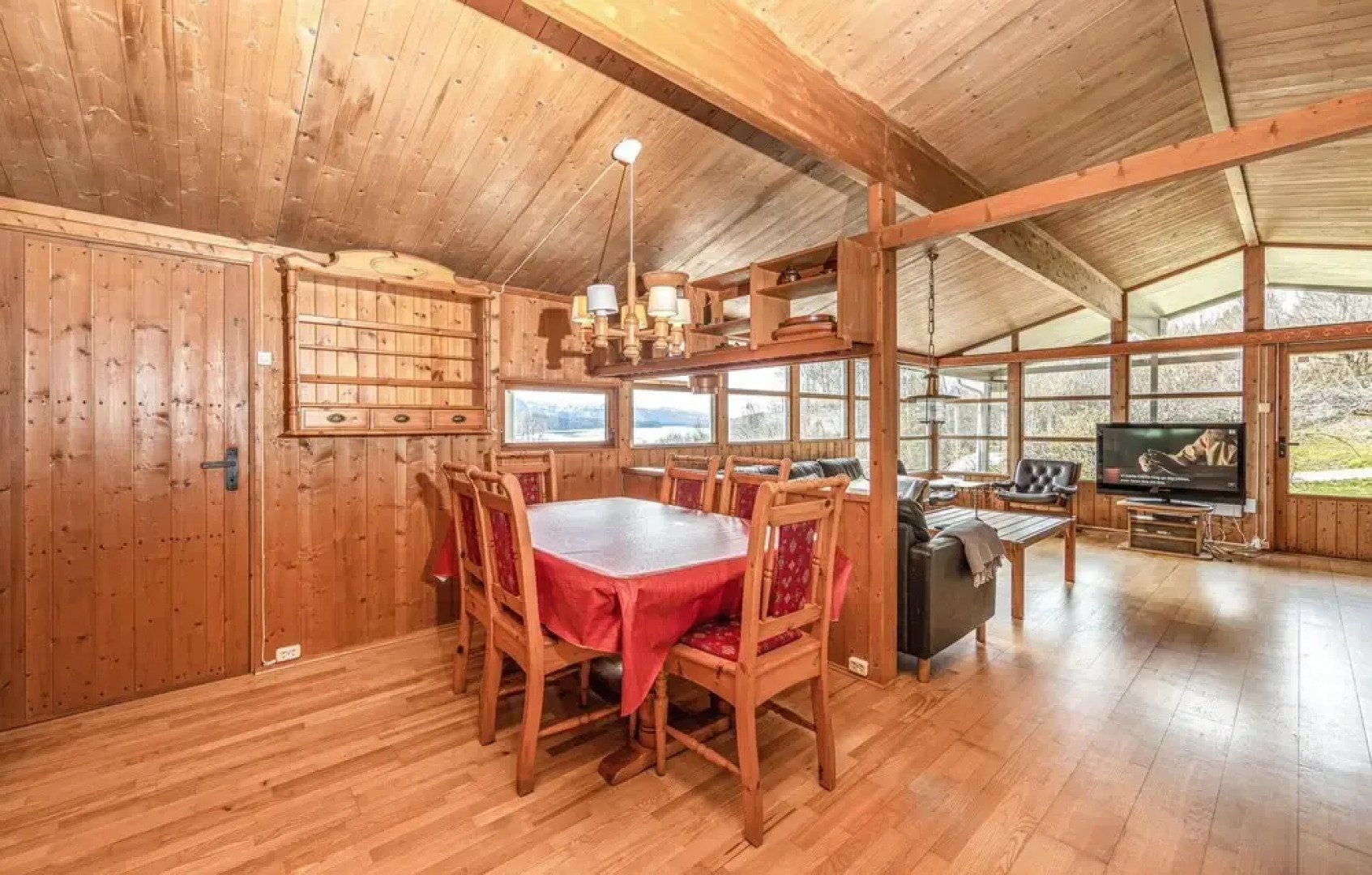 Awesome Home in Vatne With 4 Bedrooms and Wifi