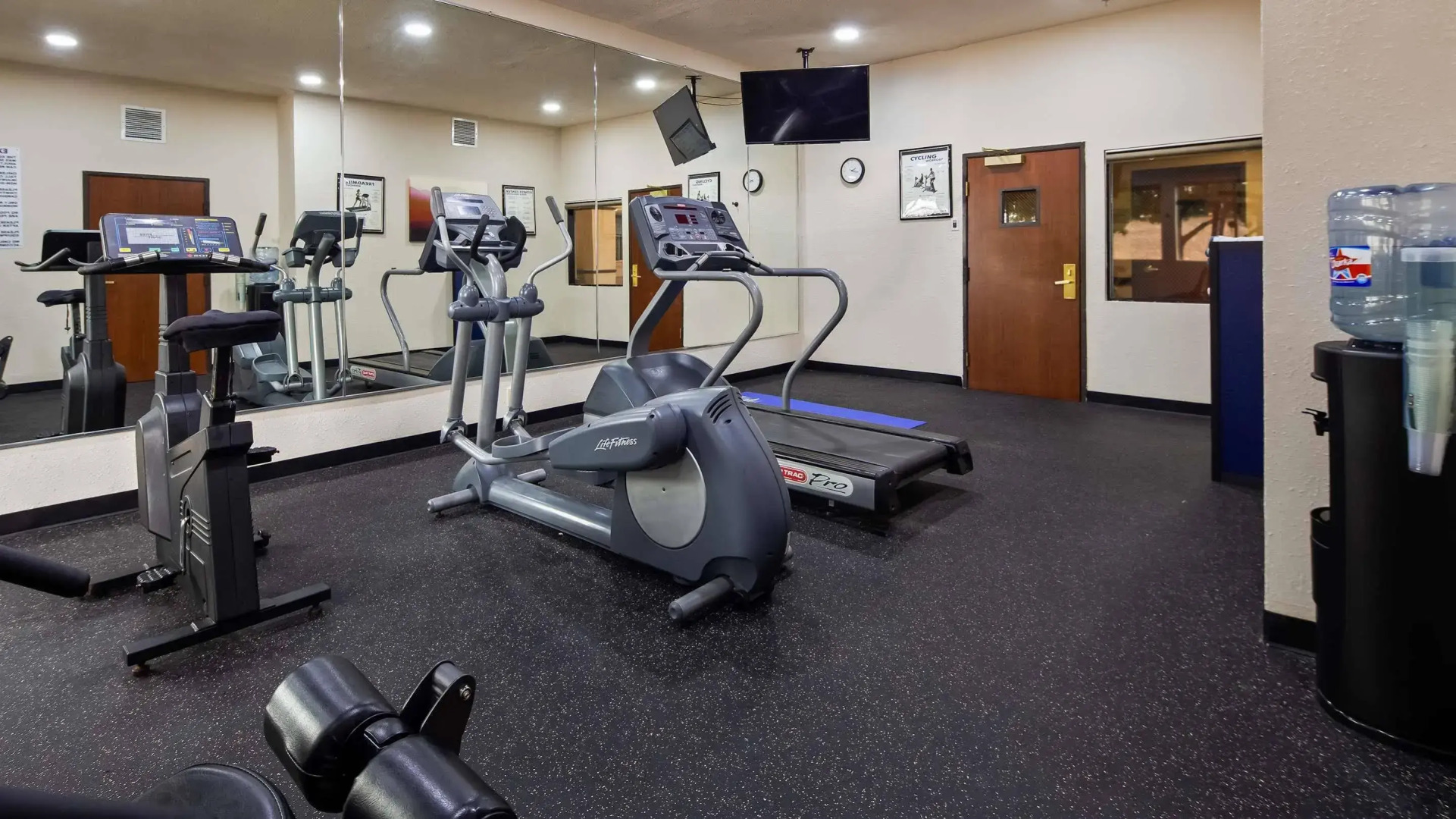 BEST WESTERN PLUS McKinney Inn & Suites