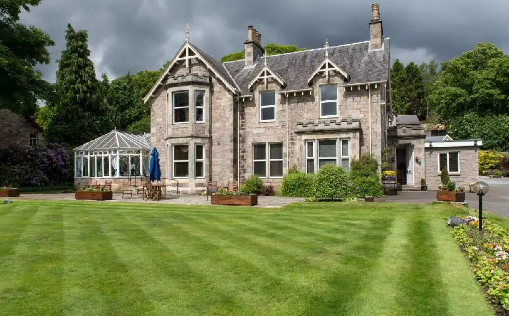 Claymore Guest House and Apartments