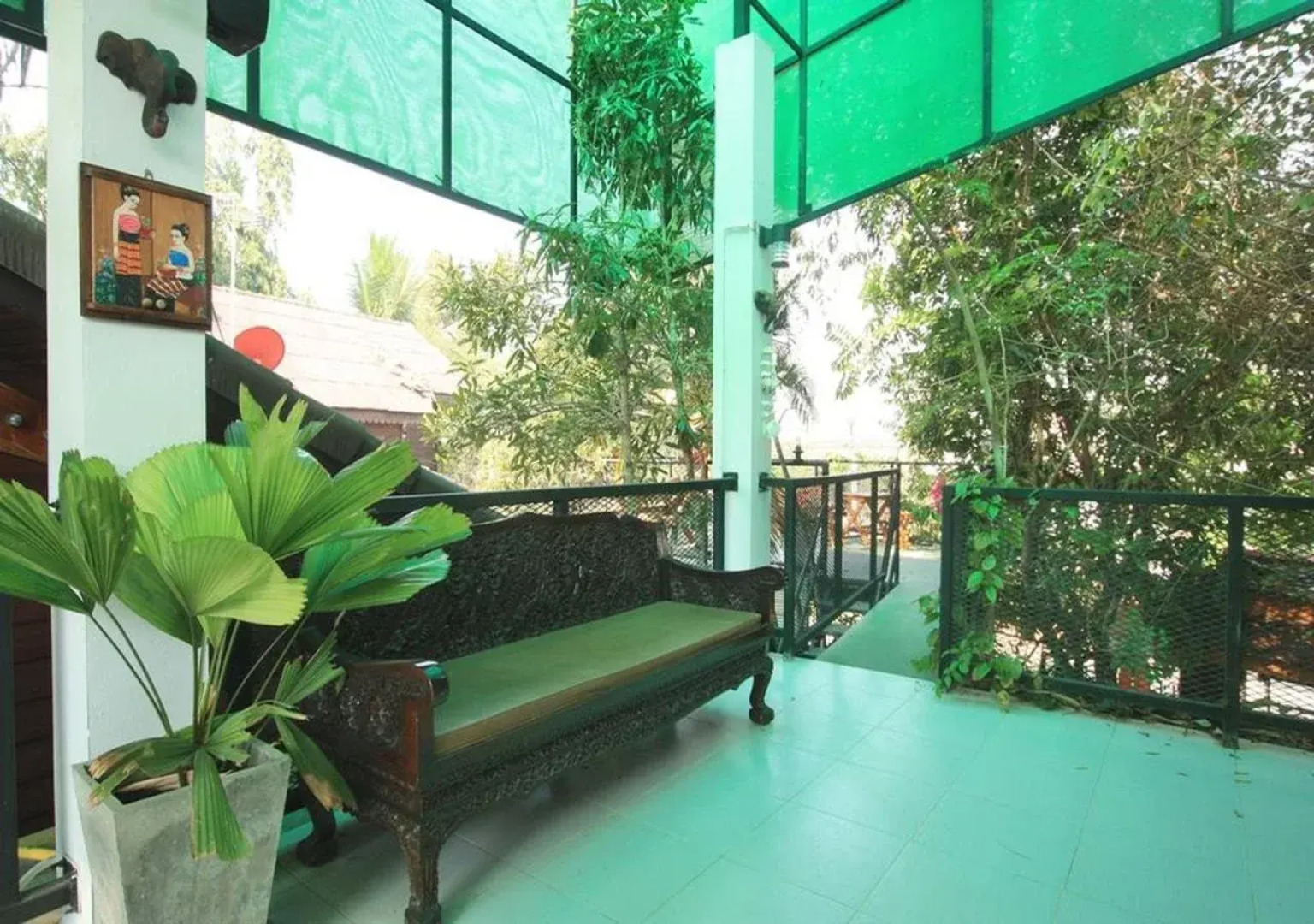 A-Ga-Pe Coffee Bar & Hostel