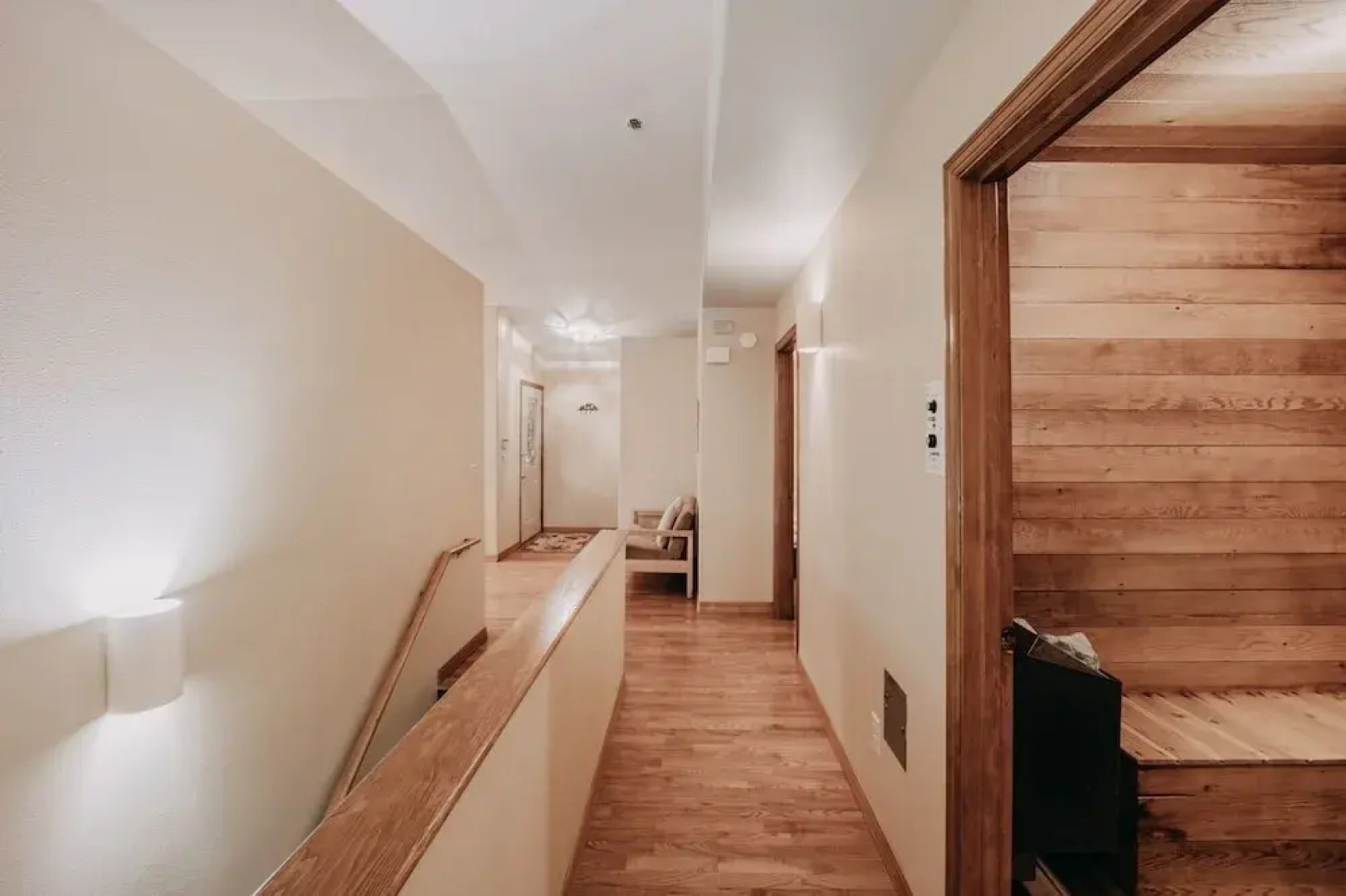 29sl - Hot Tub - Sauna - Bbq - Shuffle Board - Sleeps 11 3 Bedroom Home by Redawning