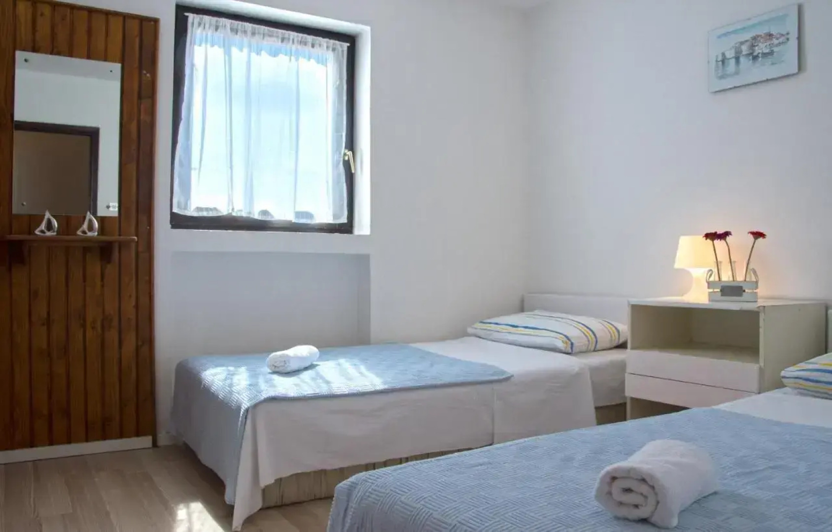 Three-Bedroom Apartment Jadranovo with an Outdoor Swimming Pool 08