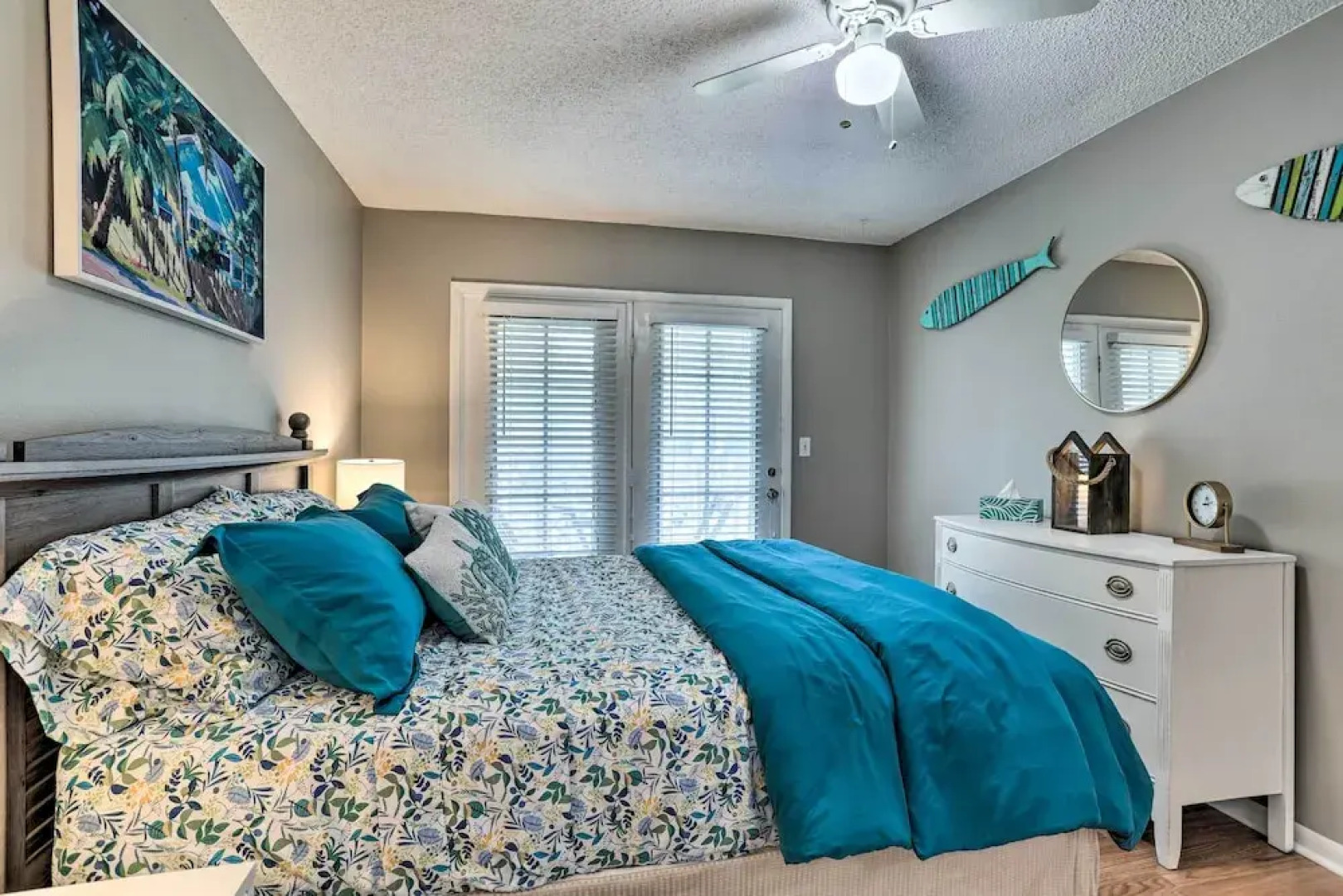 Seminole Townhome: Easy Access to Beaches!