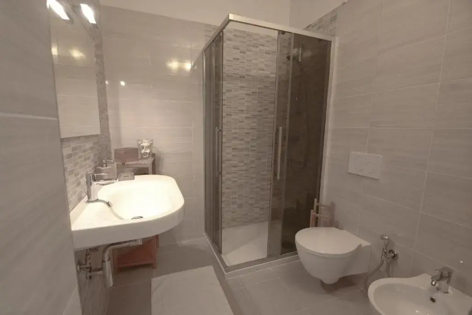 Hypogeum Suites & Apartments