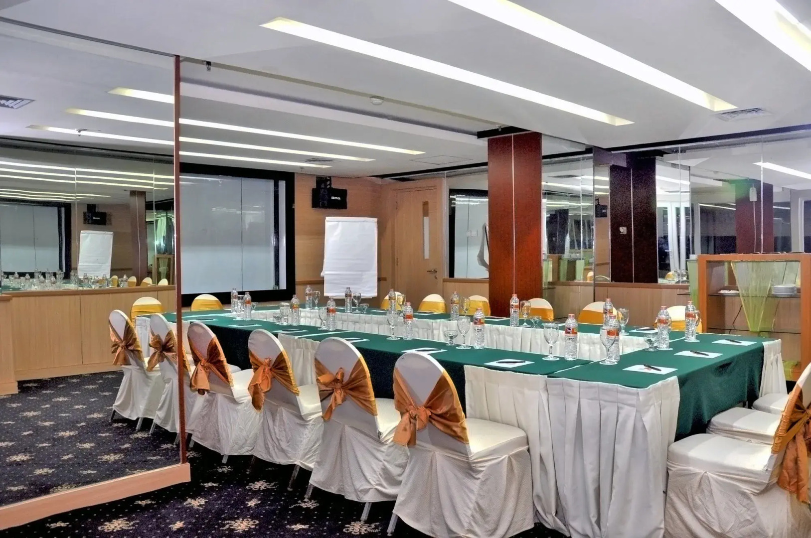 Horison Ultima Makassar