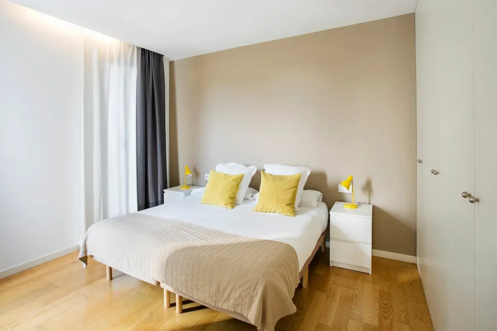 Durlet Beach Apartments