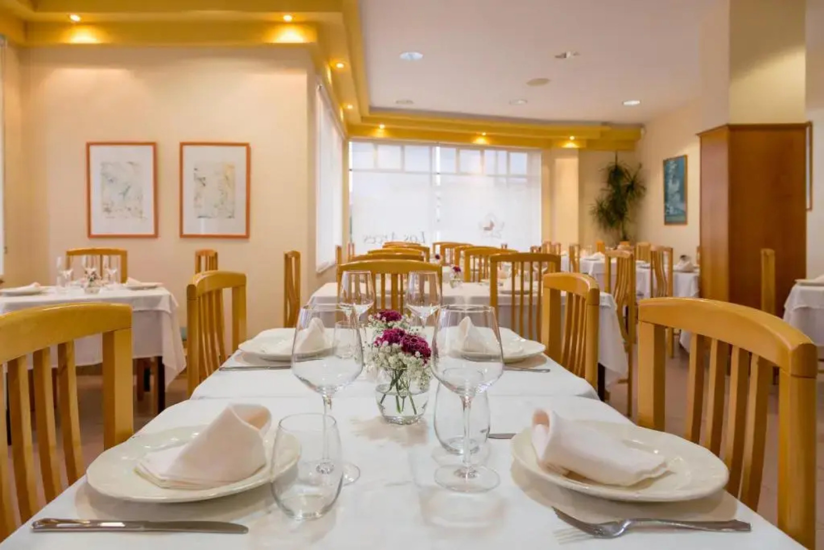 Los Arces de Isla Hotel & Apartamentos