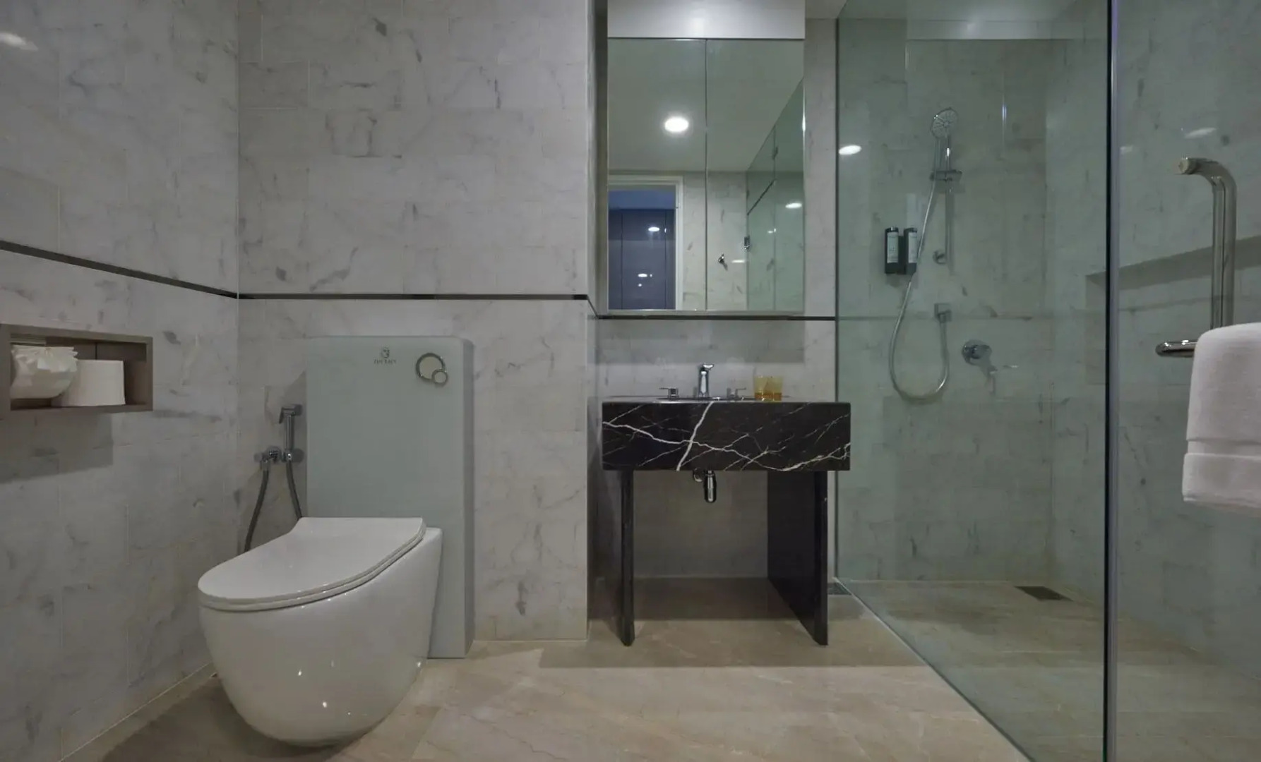 THE FACE Style Hotel