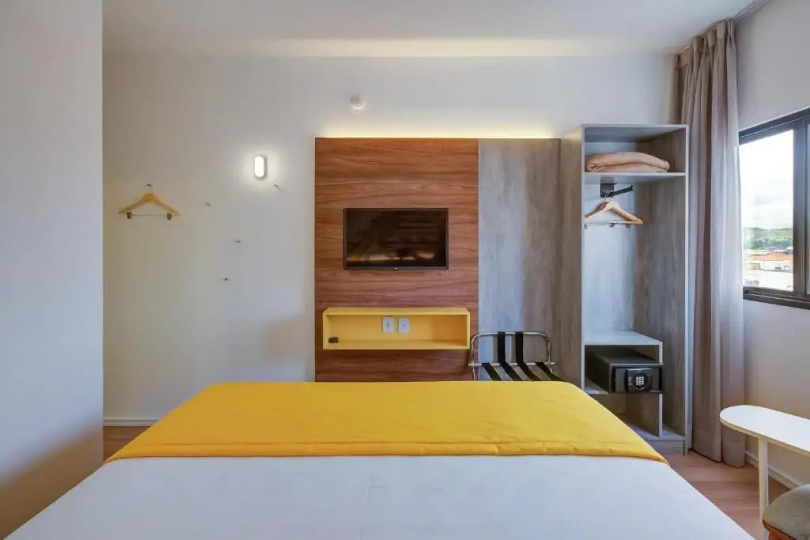 Summit Suítes Hotel Cruzeiro