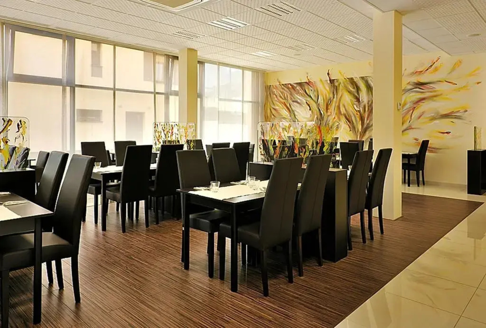 Melrose Apartments 2